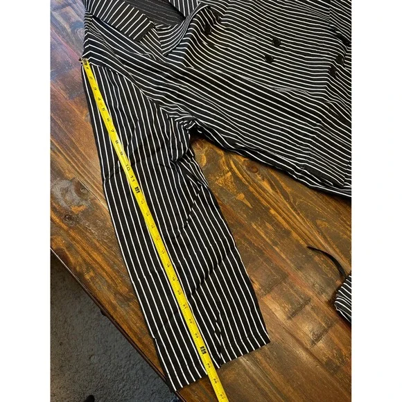 Spirit Halloween Gangster Costume XL Pinstripe Suit Jacket Pants Tie 1920s Mens - Picture 5 of 13